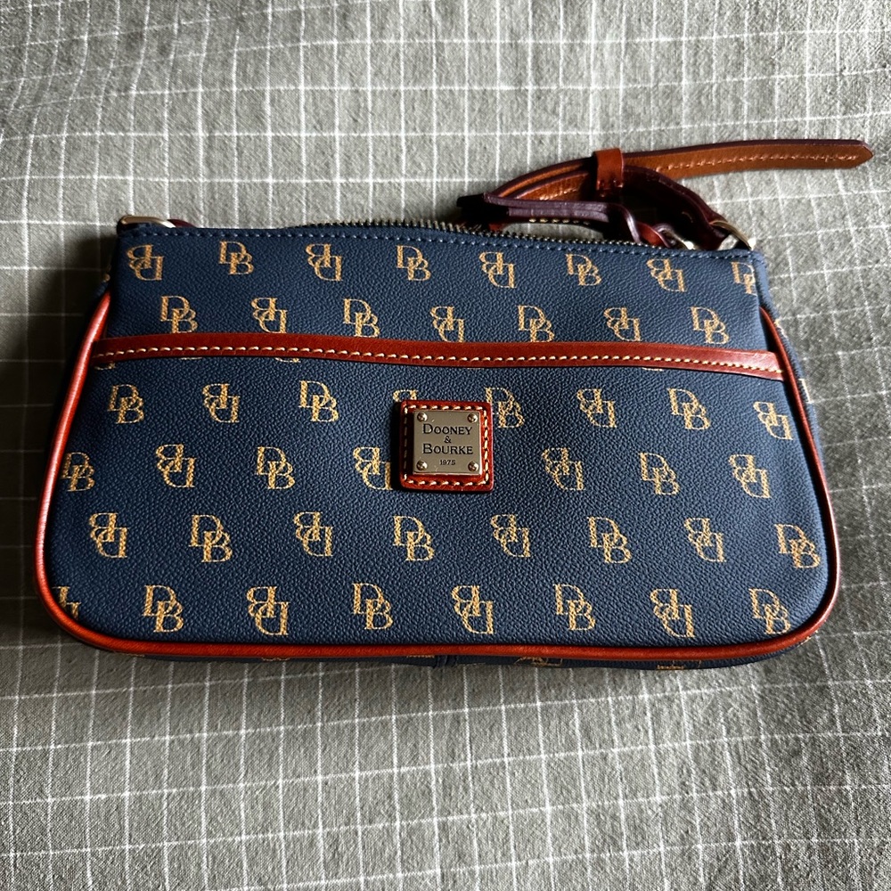 Dooney & Bourke Crossbody